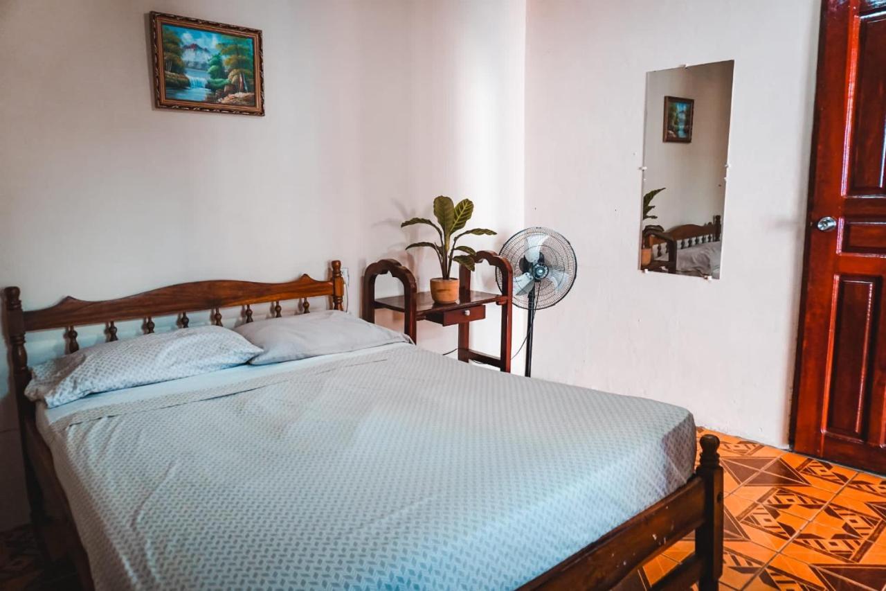 Hostal Los Chamos San Juan del Sur Dış mekan fotoğraf